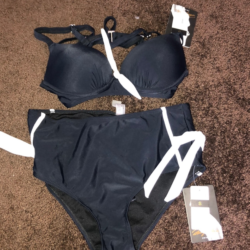 Black and white swimsuit set